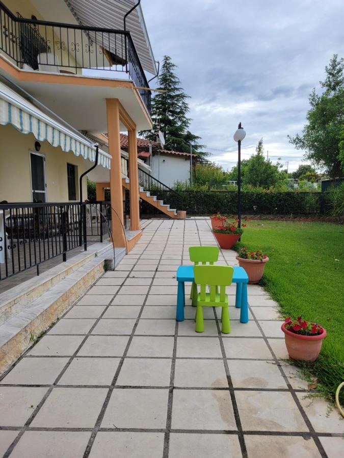 Olivemare Holidays Nea Iraklia Bagian luar foto